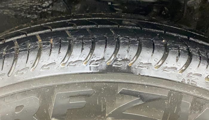 2019 Maruti S PRESSO VXI AMT, Petrol, Automatic, 14,562 km, Left Front Tyre Tread