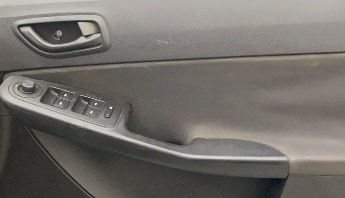 2015 Tata Zest XM PETROL, CNG, Manual, 52,534 km, Driver Side Door Panels Control