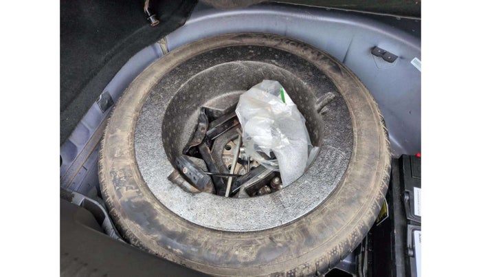 2015 Jaguar XF PETROL 2.0, Petrol, Automatic, 36,442 km, Spare Tyre