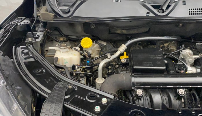 2023 Nissan MAGNITE XV RED EDITION, Petrol, Manual, 12,568 km, Engine View - Right