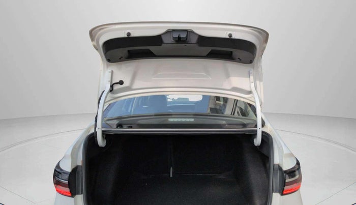 2022 Volkswagen VIRTUS TOPLINE TSI 1.0 AT, Petrol, Automatic, 26,244 km, Boot Open Zoomed View