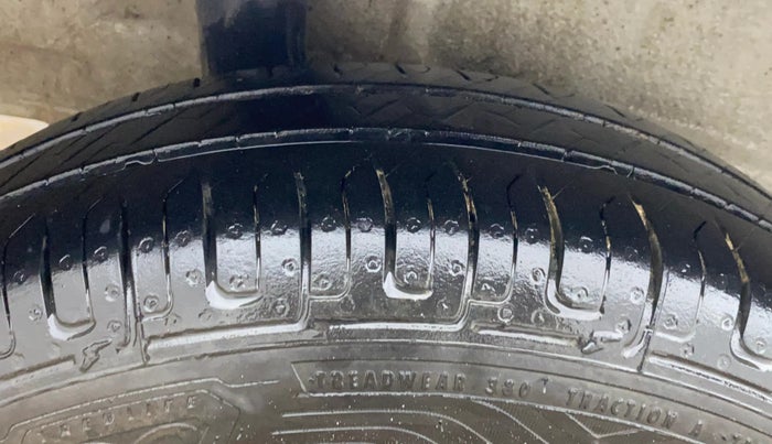 2021 Maruti New Wagon-R LXI CNG 1.0, CNG, Manual, 88,917 km, Right Rear Tyre Tread