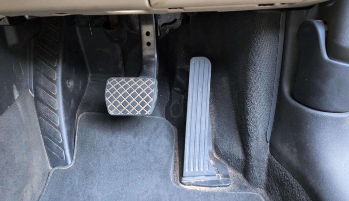 2018 Audi Q3 30 TDI Premium FWD, Diesel, Automatic, 71,916 km, Pedals