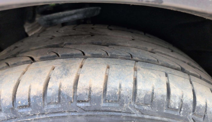 2018 Audi Q3 30 TDI Premium FWD, Diesel, Automatic, 71,916 km, Right Rear Tyre Tread