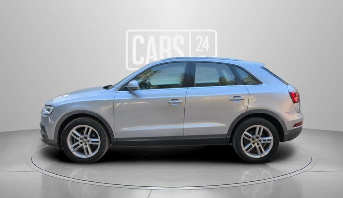 2018 Audi Q3 30 TDI Premium FWD, Diesel, Automatic, 71,916 km, Left Side