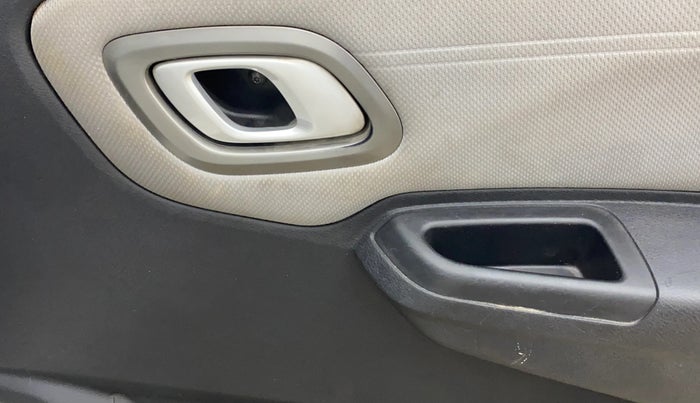 2020 Datsun Redi Go T(O) 1.0 AMT, Petrol, Automatic, 50,080 km, Driver Side Door Panels Control