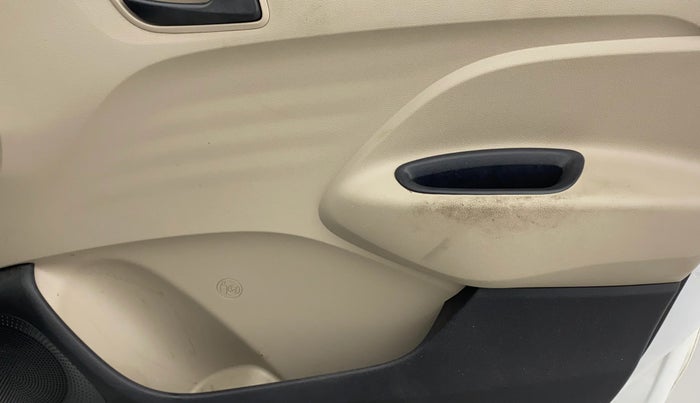 2019 Hyundai NEW SANTRO ERA EXECUTIVE, Petrol, Manual, 74,296 km, Driver Side Door Panels Control