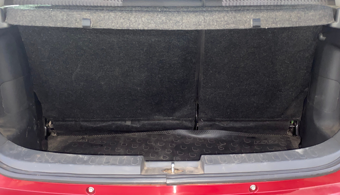 2013 Maruti Ritz ZXI, Petrol, Manual, 29,761 km, Boot Inside