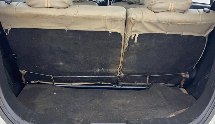 2016 Maruti Wagon R 1.0 VXI AMT, Petrol, Automatic, 62,295 km, Boot Inside