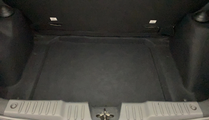 2021 Tata ALTROZ XE PETROL, Petrol, Manual, 36,124 km, Boot Inside