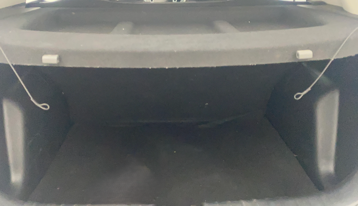 2022 KIA SONET HTK PLUS 1.0 IMT, Petrol, Manual, 14,388 km, Boot Inside