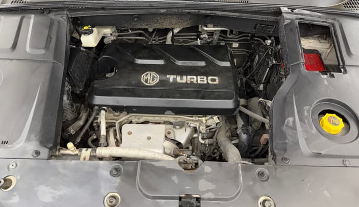 2021 MG HECTOR PLUS SHARP 1.5 PETROL TURBO HYBRID MT 6-STR, Petrol, Manual, 45,040 km, Engine View