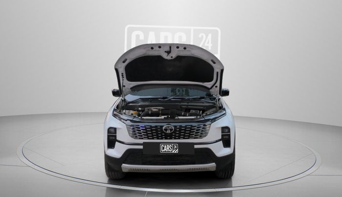 2025 Tata Safari ACCOMPLISHED PLUS 6 STR DUAL TONE AT, Diesel, Automatic, 6,964 km, Open Bonet