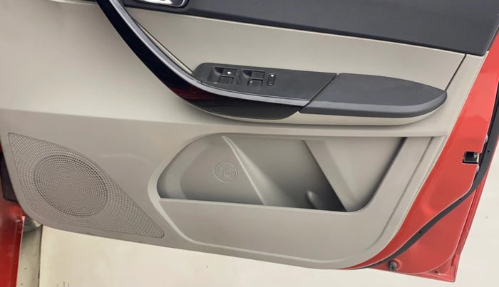 2019 Tata Tiago XZ PLUS PETROL, Petrol, Manual, 24,540 km, Driver Side Door Panels Control