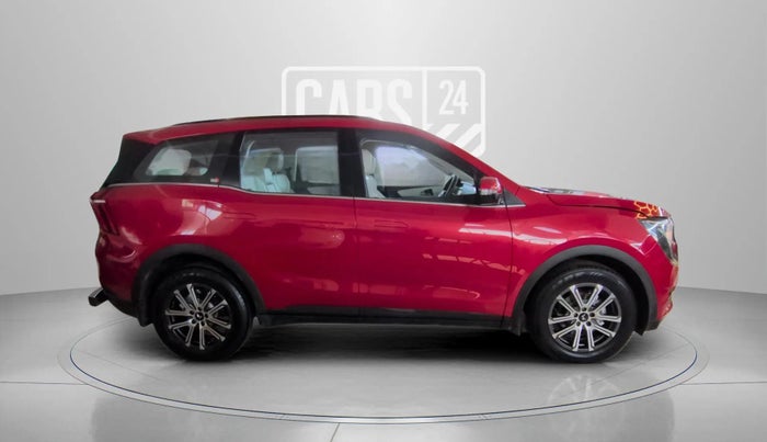 2024 Mahindra XUV700 AX 7 P AT 7 STR, Petrol, Automatic, 14,089 km, Right Side View