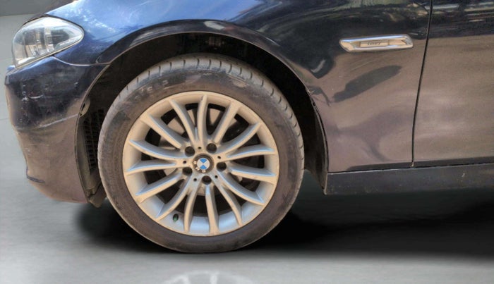 2014 BMW 5 Series 525D LUXURY PLUS, Diesel, Automatic, 58,283 km, Left Front Wheel