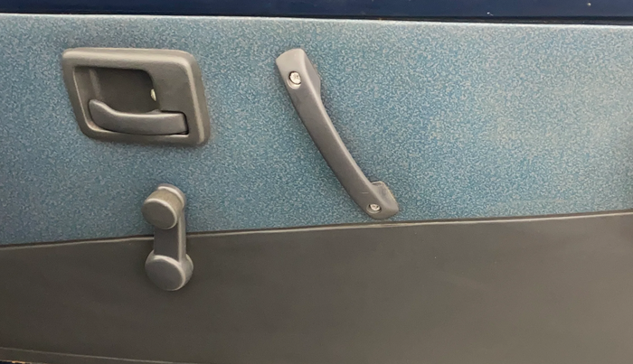 2017 Maruti OMNI E 8 STR, Petrol, Manual, 22,591 km, Driver Side Door Panels Control