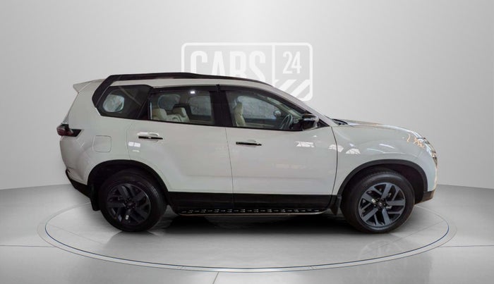 2022 Tata Safari XZA PLUS, Diesel, Automatic, 30,388 km, Left Side