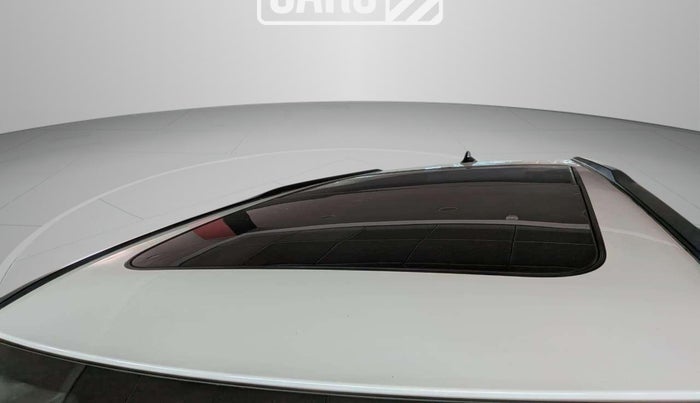 2022 Tata Safari XZA PLUS, Diesel, Automatic, 30,388 km, Roof