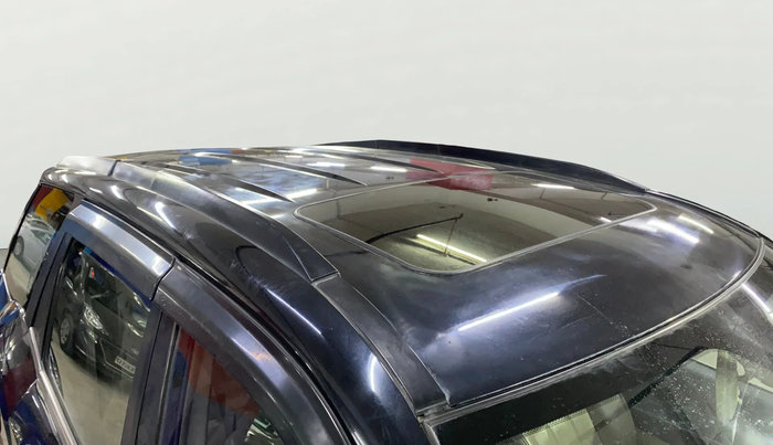 2017 Mahindra XUV500 W10 AT, Diesel, Automatic, 93,439 km, Moonroof/ Sunroof