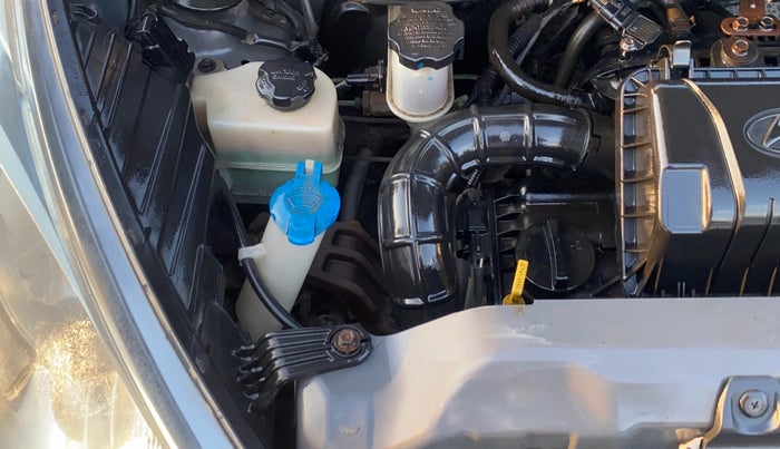 2014 Hyundai Eon ERA +, Petrol, Manual, 17,518 km, Engine View - Right