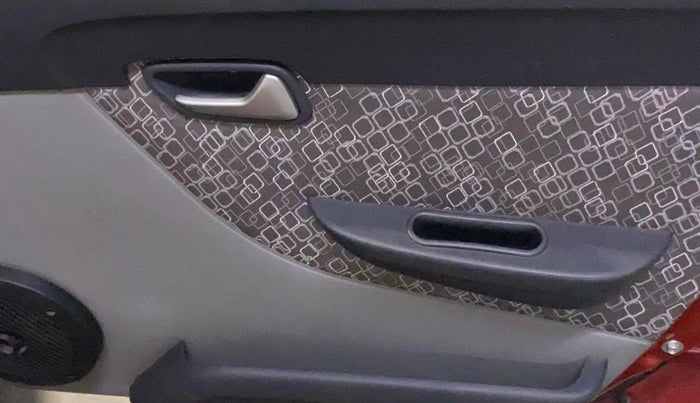 2017 Maruti Alto 800 LXI, Petrol, Manual, 26,136 km, Driver Side Door Panels Control