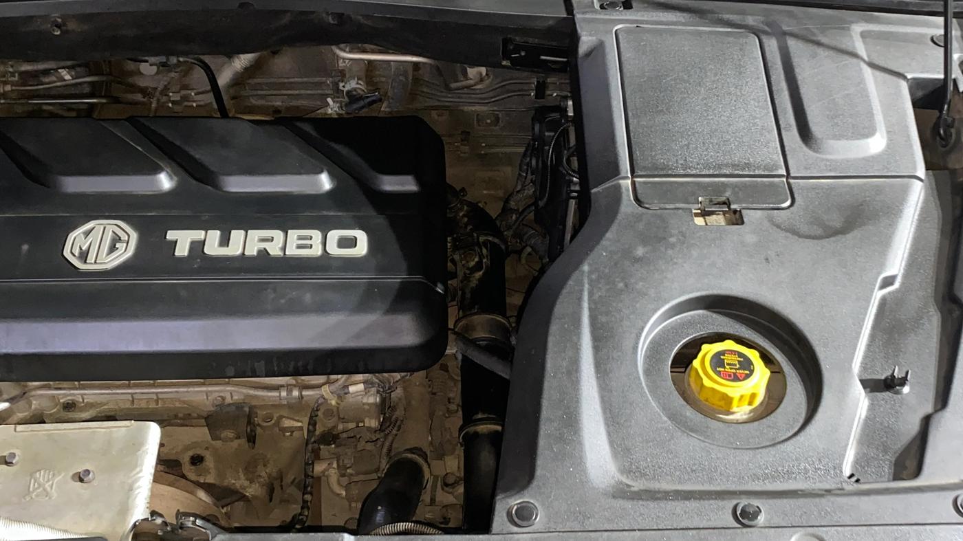2020 MG HECTOR PLUS SHARP 1.5 PETROL TURBO HYBRID MT 6-STR, Petrol, Manual, 52,035 km, Engine View - Left
