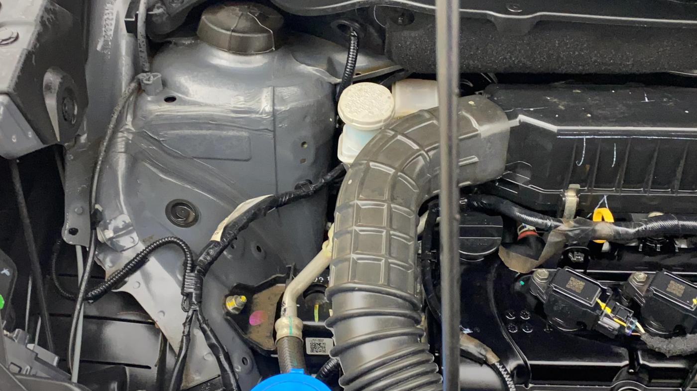 2021 Maruti XL6 ZETA MT, Petrol, Manual, 35,125 km, Engine View - Right