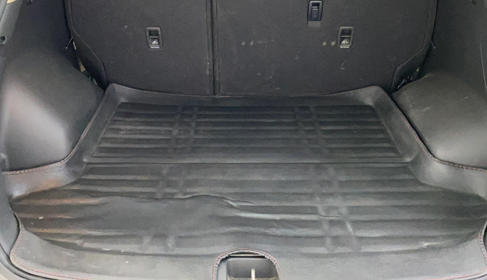 2017 Hyundai Tucson 2WD AT GL PETROL , Petrol, Automatic, 57,508 km, Boot Inside