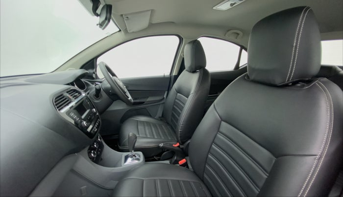 2018 Tata TIGOR Revotron XZA 1.2, Petrol, Automatic, 27,337 km, Right Side Front Door Cabin