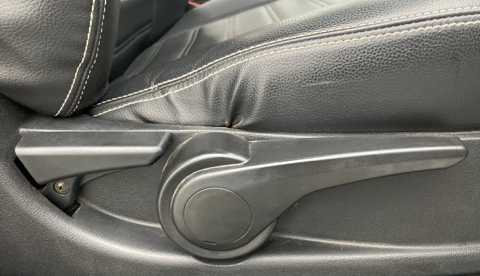 2018 Tata TIGOR Revotron XZA 1.2, Petrol, Automatic, 27,337 km, Driver Side Adjustment Panel