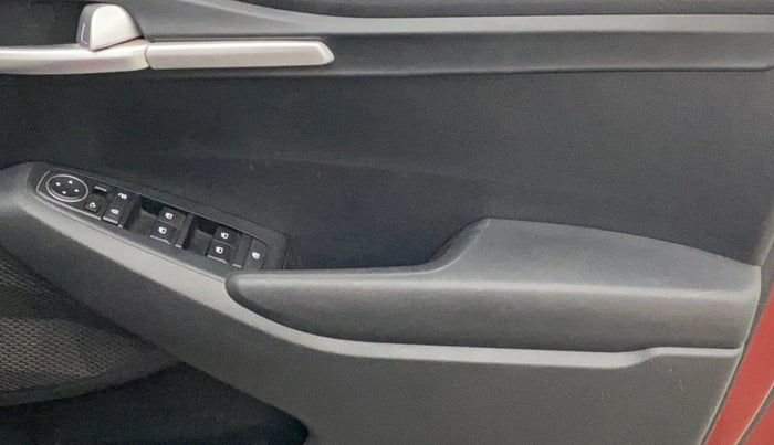 2020 KIA SELTOS HTK PLUS 1.5, Petrol, Manual, 43,821 km, Driver Side Door Panels Control