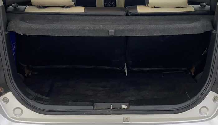 2017 Maruti Wagon R 1.0 VXI (O) AMT, Petrol, Automatic, 21,258 km, Boot Inside