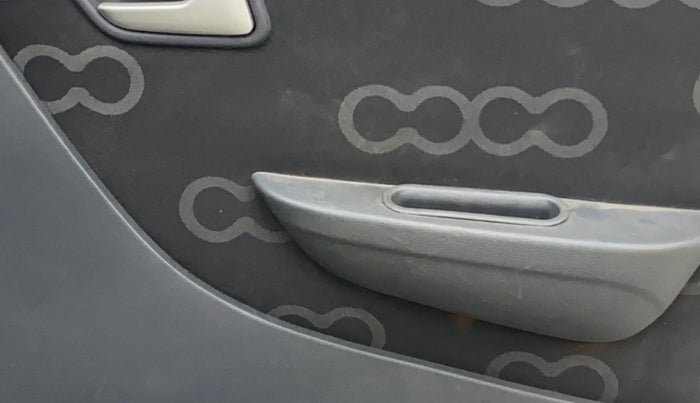 2016 Maruti Alto 800 LXI, Petrol, Manual, 1,22,112 km, Driver Side Door Panels Control