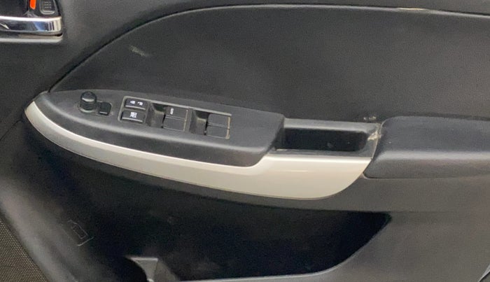 2017 Maruti Baleno DELTA PETROL 1.2, Petrol, Manual, 92,481 km, Driver Side Door Panels Control