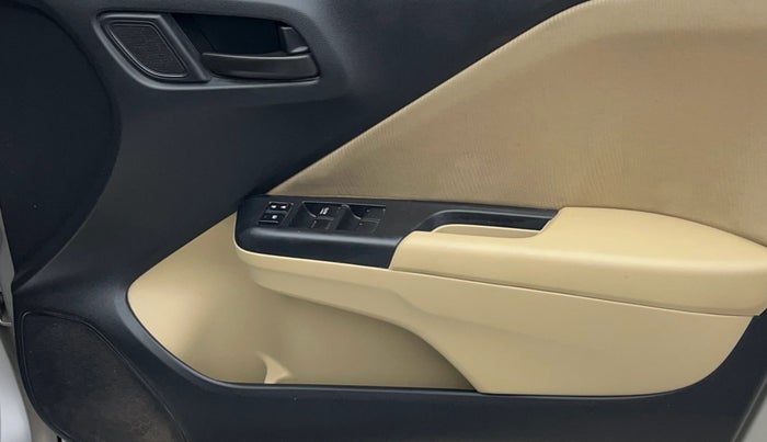 2016 Honda City 1.5L I-VTEC SV, Petrol, Manual, 64,710 km, Driver Side Door Panels Control