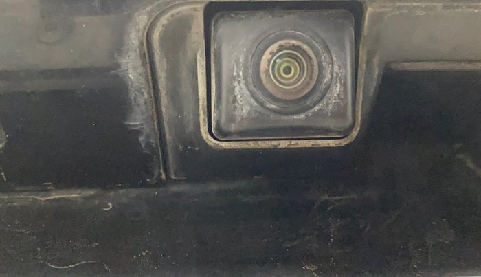 2019 Mahindra XUV300 W8 (O) 1.2 PETROL, Petrol, Manual, 36,315 km, Parking Camera