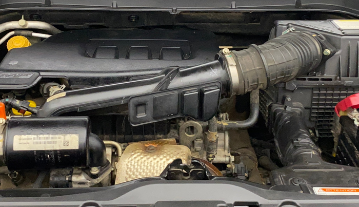2019 Mahindra XUV300 W8 (O) 1.2 PETROL, Petrol, Manual, 36,315 km, Engine View