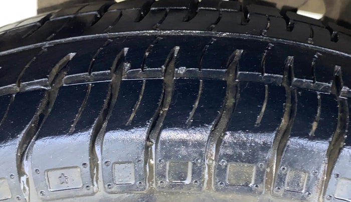 2017 Maruti Alto 800 VXI, Petrol, Manual, 63,766 km, Right Rear Tyre Tread