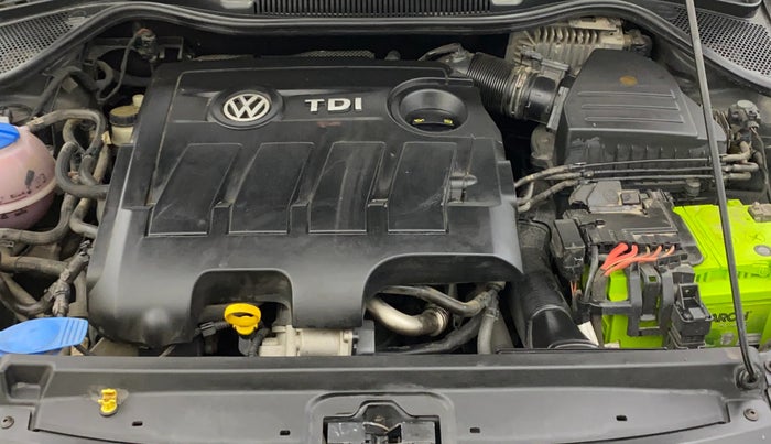 2016 Volkswagen Vento HIGHLINE 1.5 AT, Diesel, Automatic, 55,573 km, Engine View