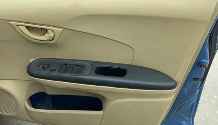 2014 Honda Brio S MT, Petrol, Manual, 83,652 km, Driver Side Door Panels Control