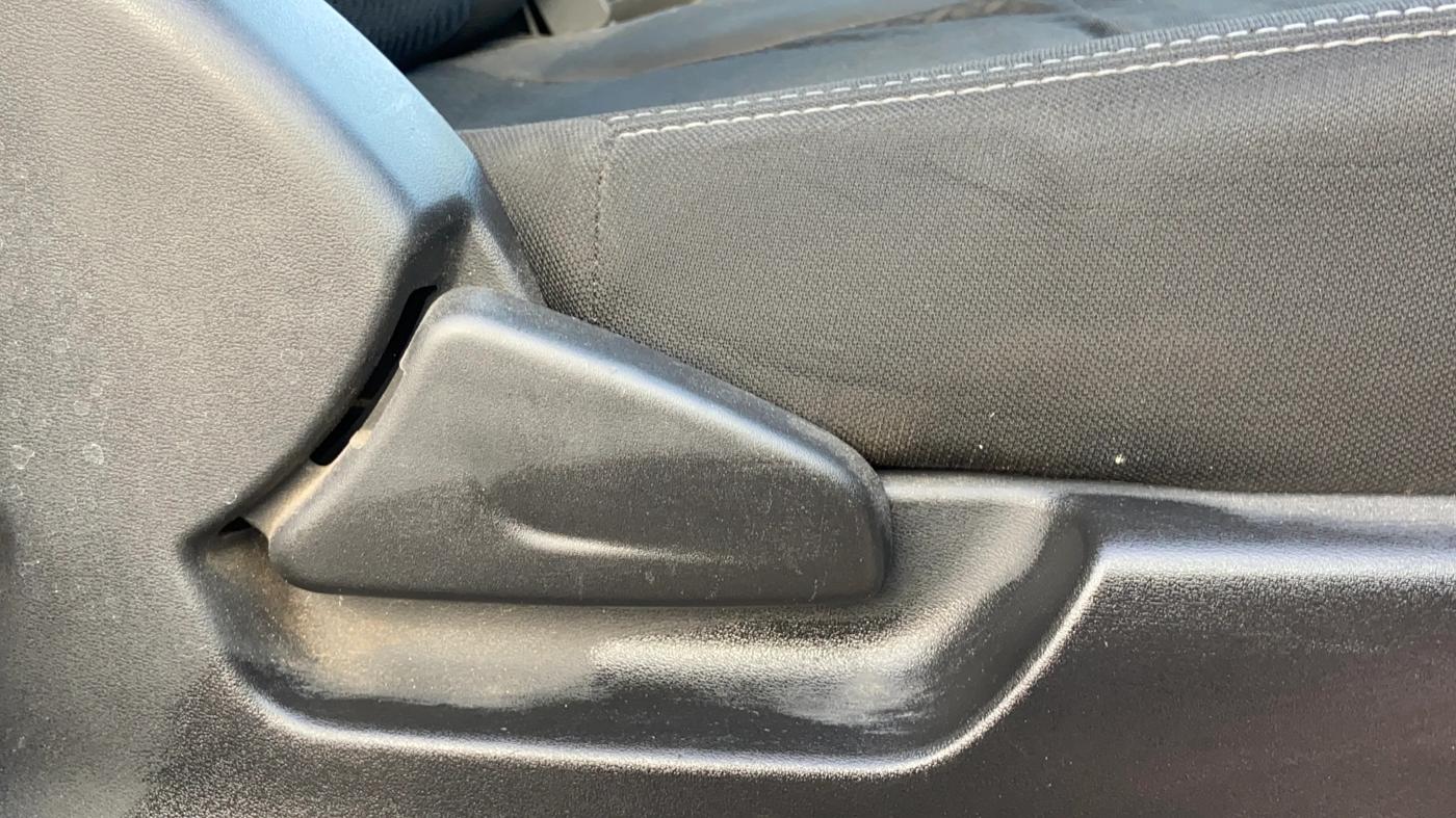 2018 Datsun Redi Go T (O), Petrol, Manual, 61,266 km, Driver Side Adjustment Panel