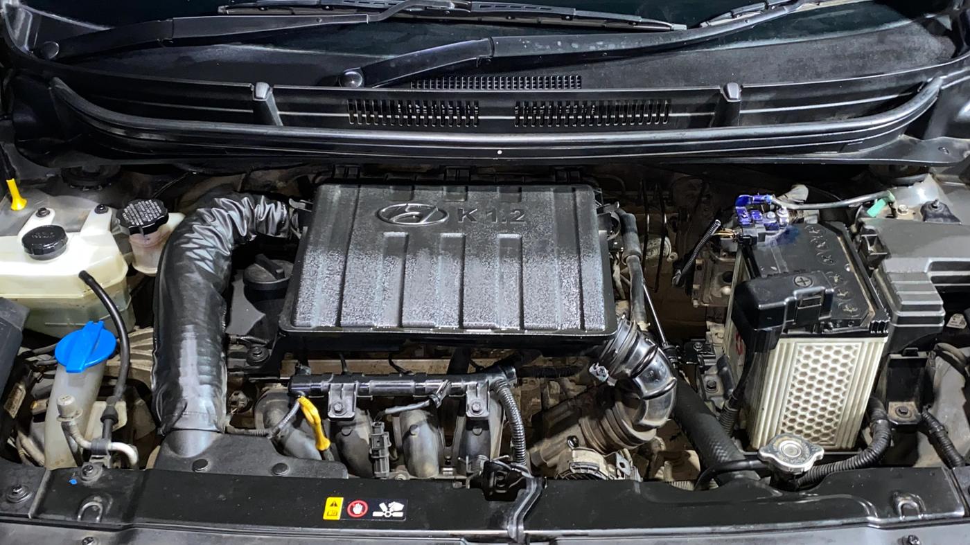 2020 Hyundai AURA S 1.2, Petrol, Manual, 47,742 km, Engine View