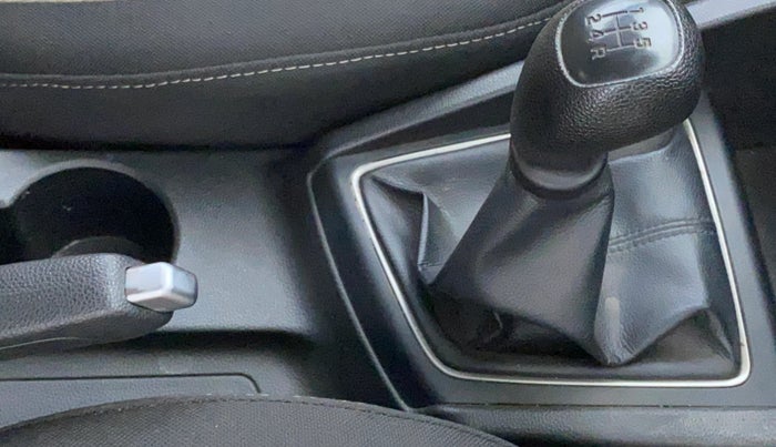 2015 Hyundai Elite i20 SPORTZ 1.2 (O), Petrol, Manual, 36,687 km, Gear Lever