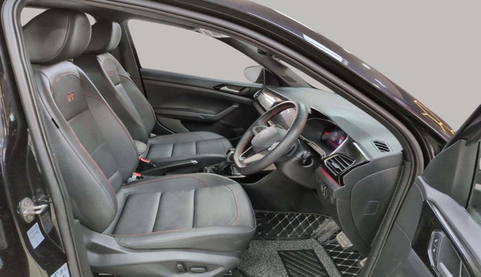 2024 Volkswagen TAIGUN GT PLUS 1.5 TSI DSG, Petrol, Automatic, 18,557 km, Right Side Front Door Cabin