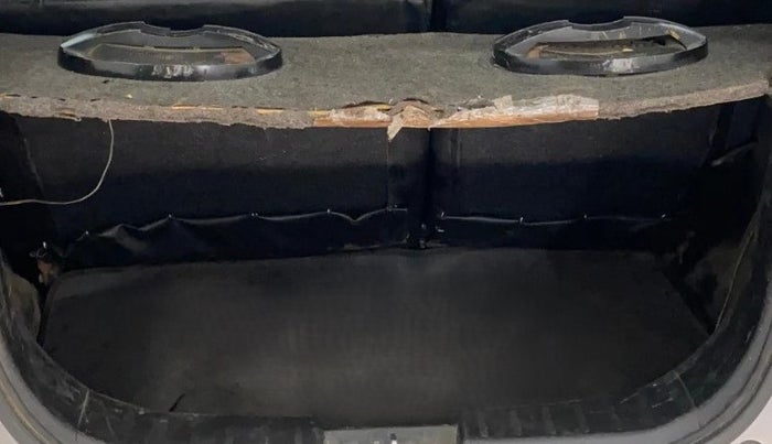 2013 Maruti Wagon R 1.0 LXI, Petrol, Manual, 83,871 km, Boot Inside