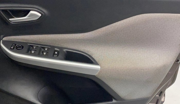 2021 Nissan MAGNITE XL, Petrol, Manual, 64,448 km, Driver Side Door Panels Control