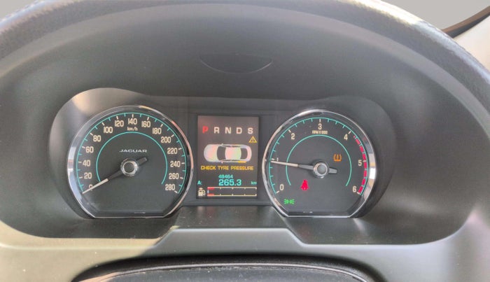 2015 Jaguar XF 2.2 DIESEL LUXURY, Diesel, Automatic, 48,465 km, Odometer Image