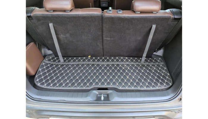 2024 Toyota INNOVA HYCROSS ZX HYBRID 7 STR, Hybrid, Automatic, 15,628 km, Boot Inside