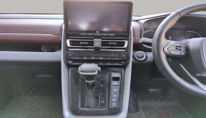 2024 Toyota INNOVA HYCROSS ZX HYBRID 7 STR, Hybrid, Automatic, 15,628 km, Air Conditioner